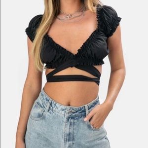 adika black wrap top